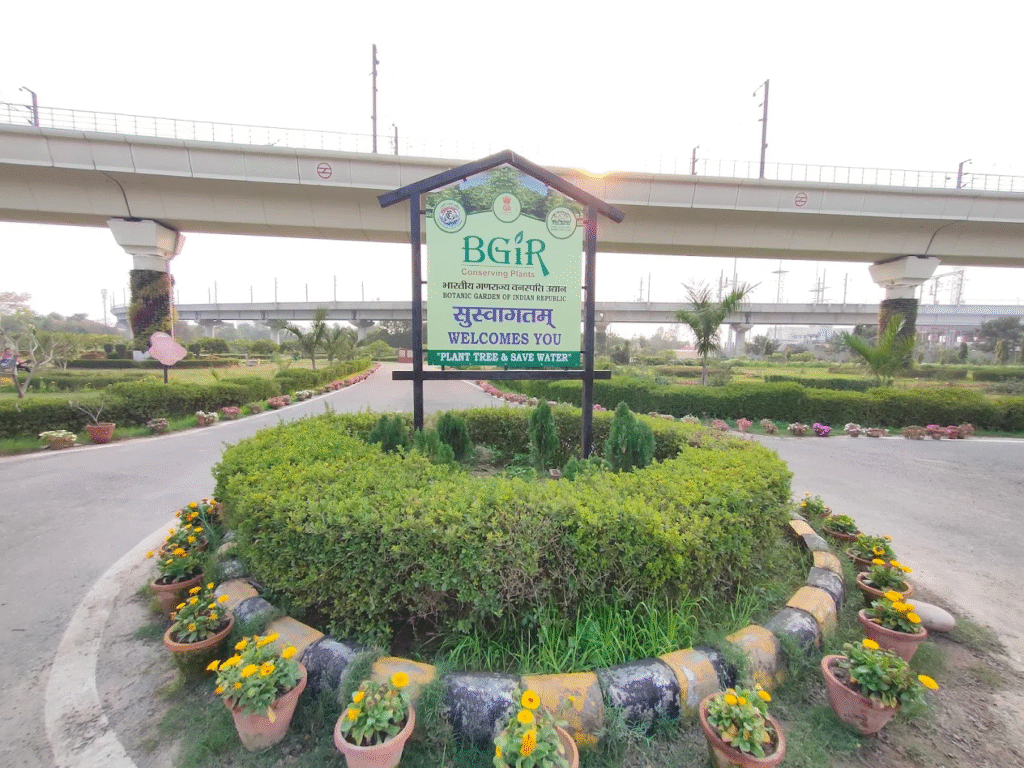 botanical garden, noida